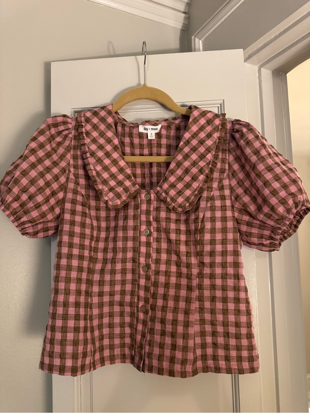 day + moon Pink and Brown Gingham Puff-Sleeve Blouse